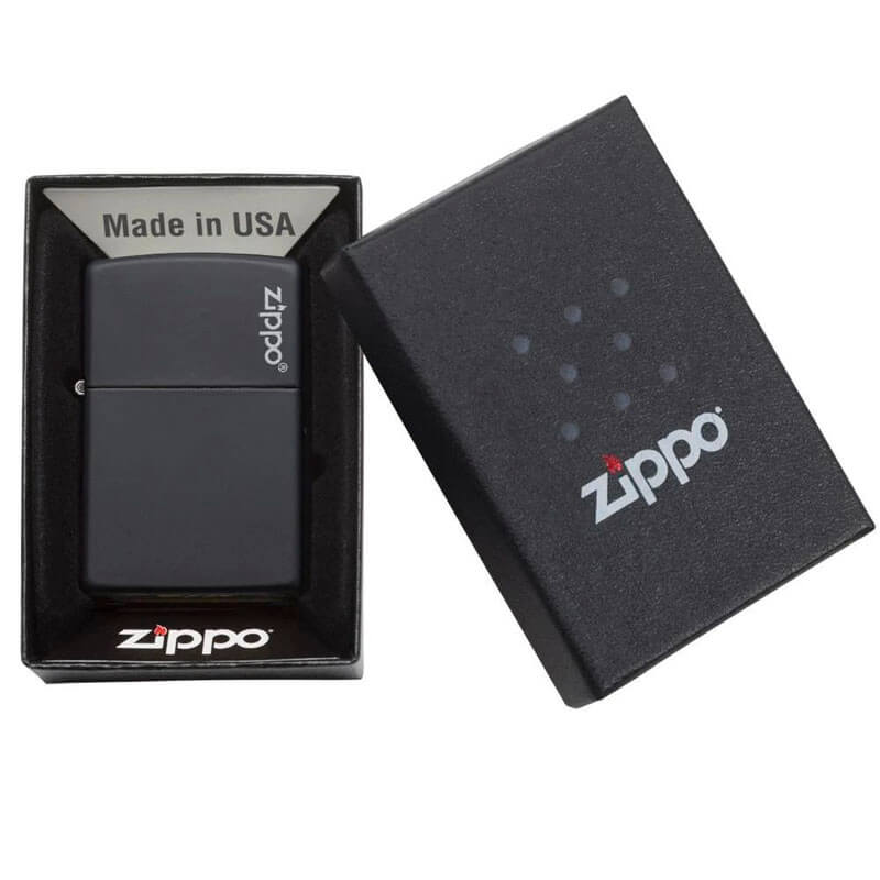 ZIPPO NEGRO MATTE CON LOGO (218ZL)