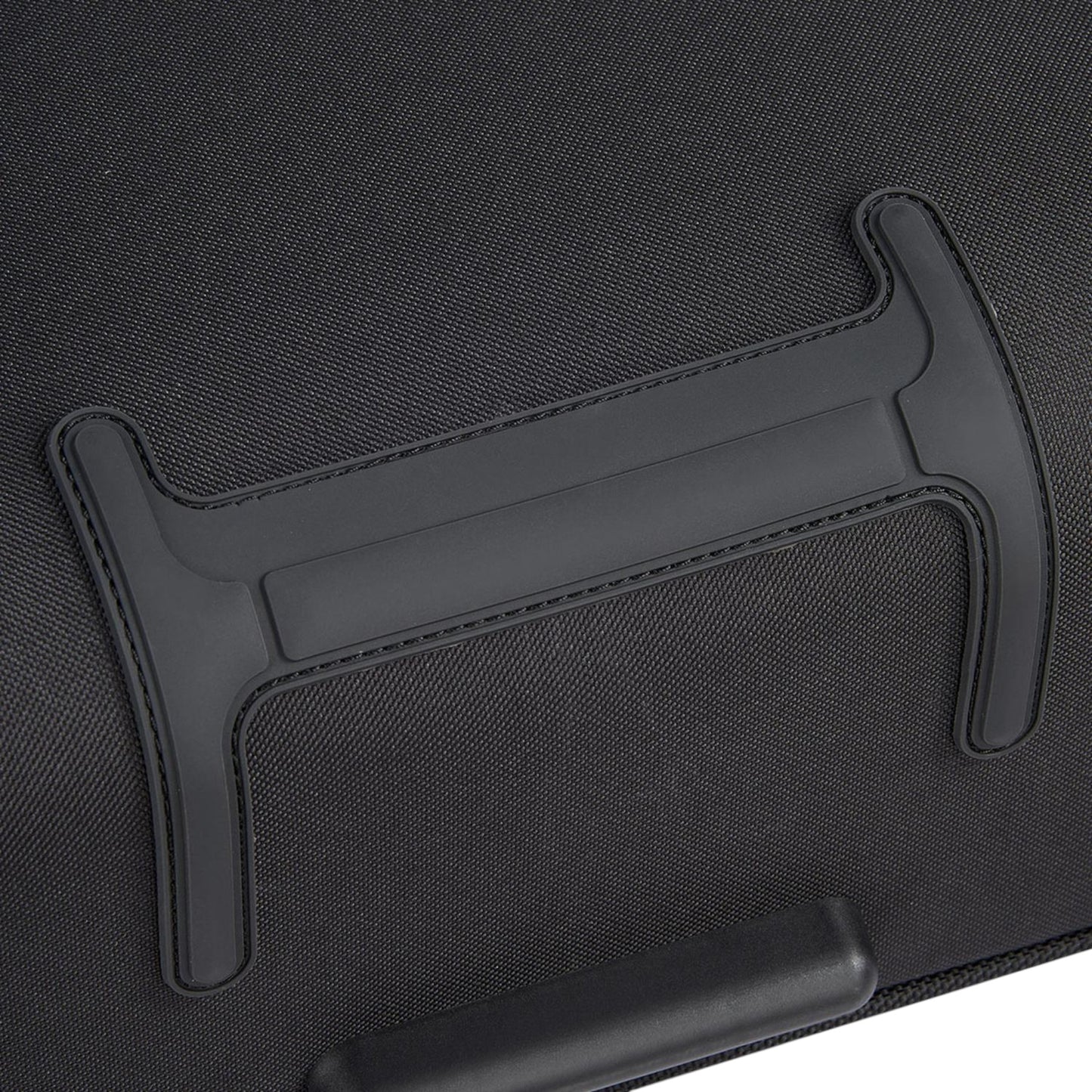 DELSEY MALETIN RODANTE PARIS 1 COMPARTIMENTO 15.6 PULG.NEGRO (DSY00394444900)