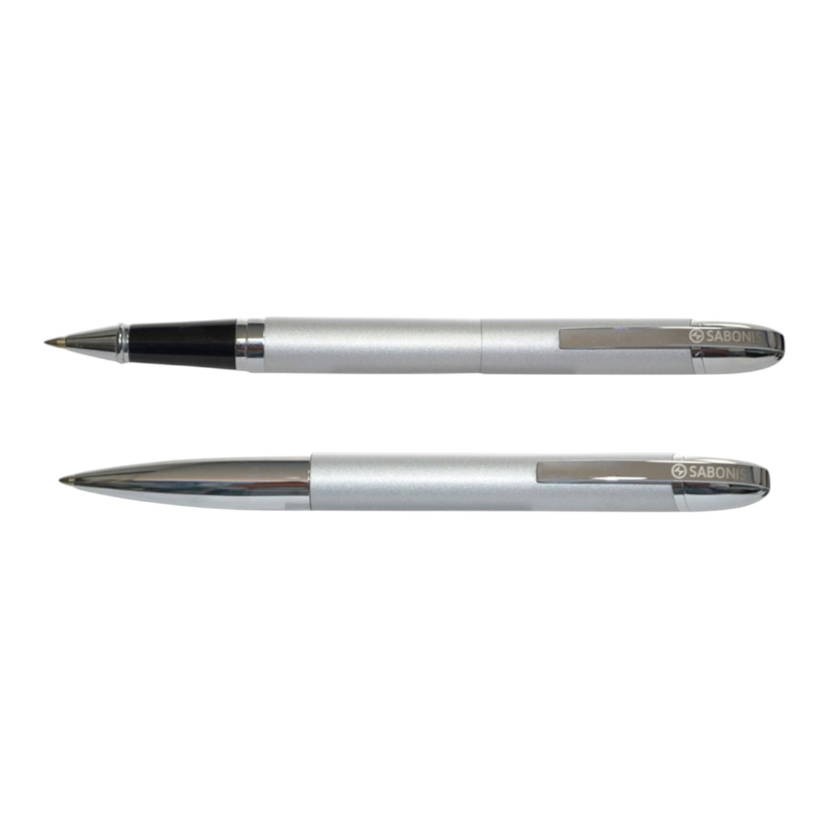 Set de bolígrafo y rollerball Sabonis en gris plata con detalles cromados, presentado por Regalos Ejecutivos Ortiz.