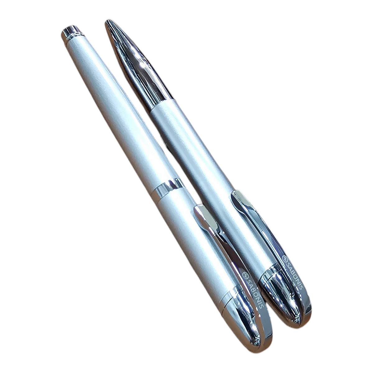 Set ejecutivo Sabonis de bolígrafo y rollerball en gris plata con detalles cromados de Regalos Ejecutivos Ortiz
